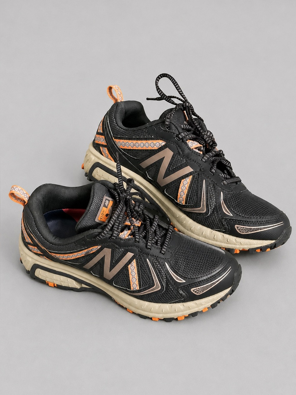 New Balance 410v5 All Terrain Trail Running Shoes Women's Size 8 Grey Pink